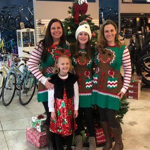 Meet your Posher, Lora